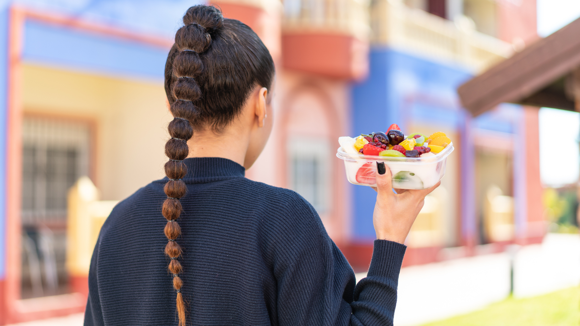 Elevating On-the-Go Snacking: Rivalz Takes on Convenience